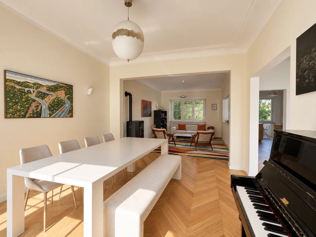 Maison familiale rénovée avec jardin